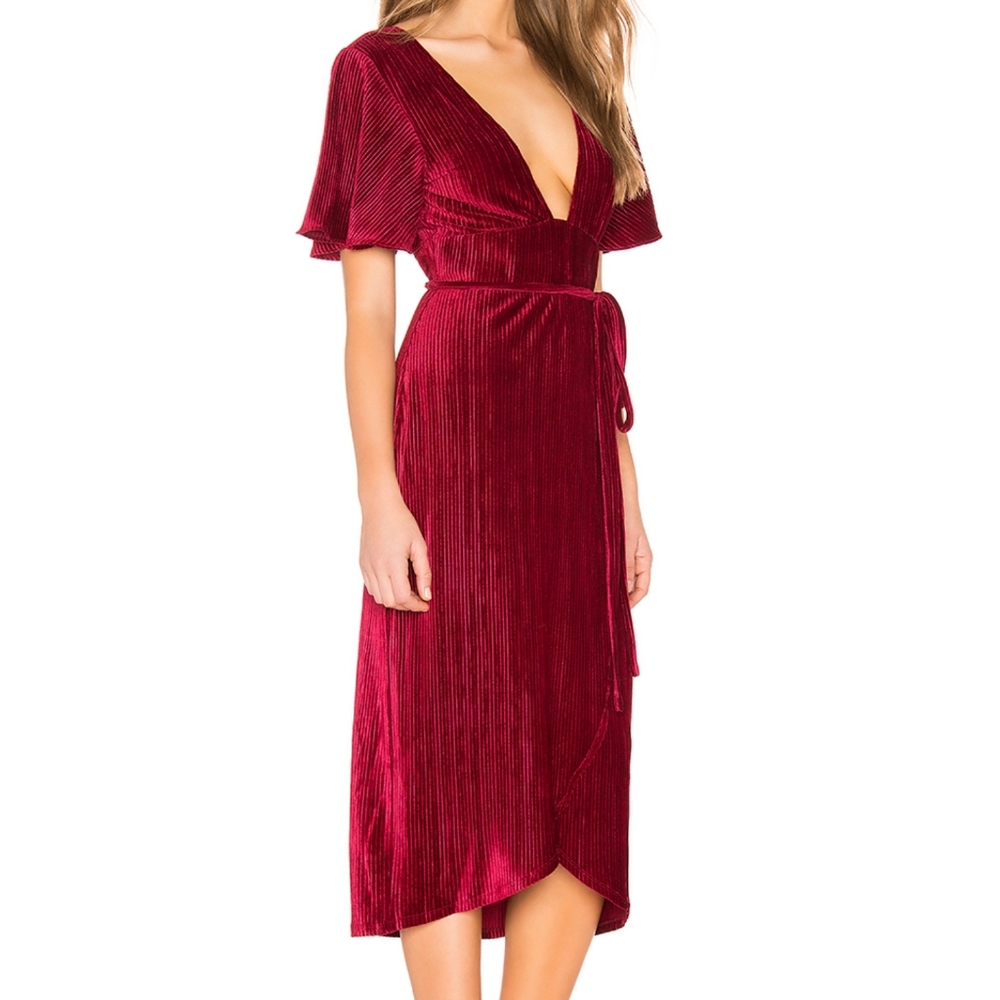 NEW Privacy Please Moore Midi Velvet Dress